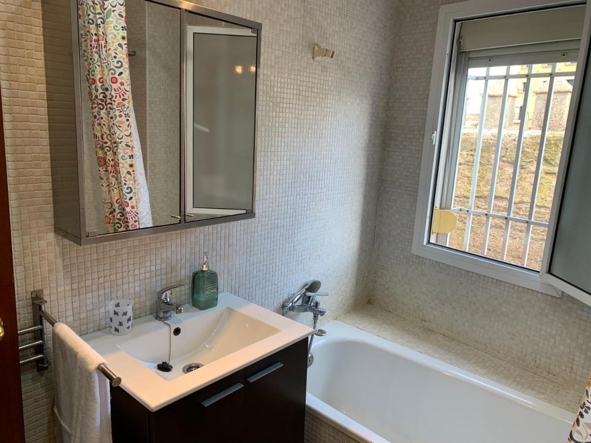 Piso Muralla Macarena Apartment Seville Ngoại thất bức ảnh